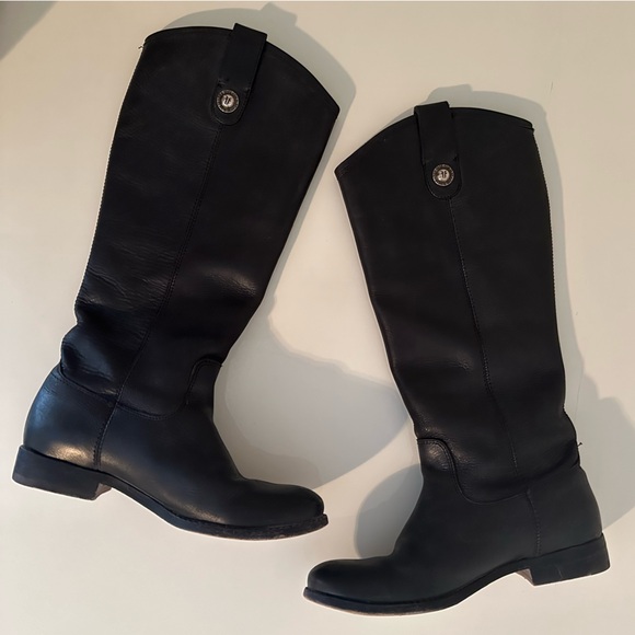 FRYE - Picture 7 of 10